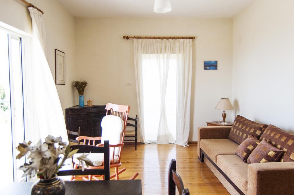 Janakis Apartments ヒマラ エクステリア 写真