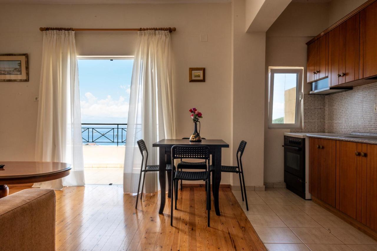 Janakis Apartments ヒマラ エクステリア 写真